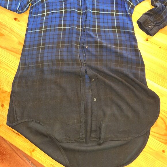 Rock & Republic Ombre Extra-Long Plaid Long Sleeve Button-up Top - Picture 2 of 7